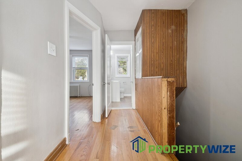 Charming 2-bedroom, 1-bath unit located in the desirable Benton Heights area. property image