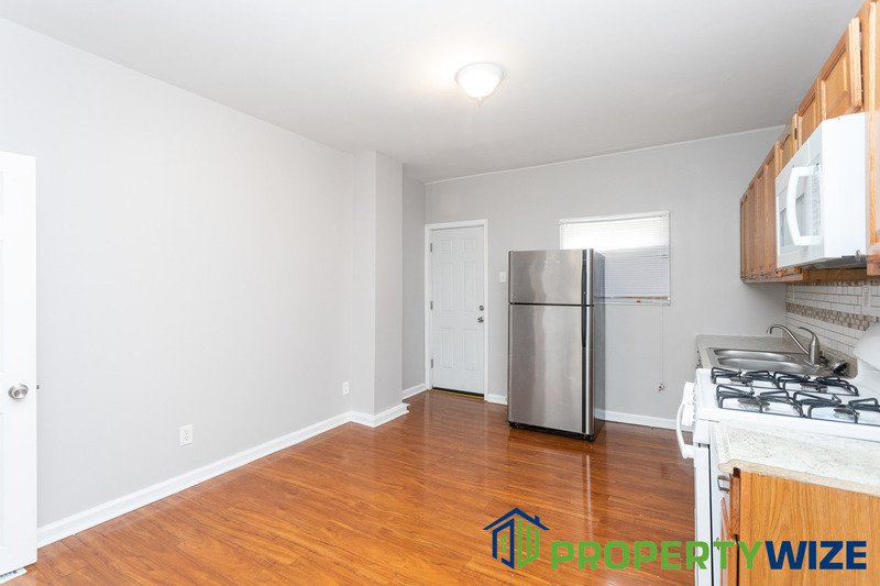 Beautiful 3 Bedroom and 1 Bathroom home with new carpet, new kitchen, updated HVAC and improved basement. property image