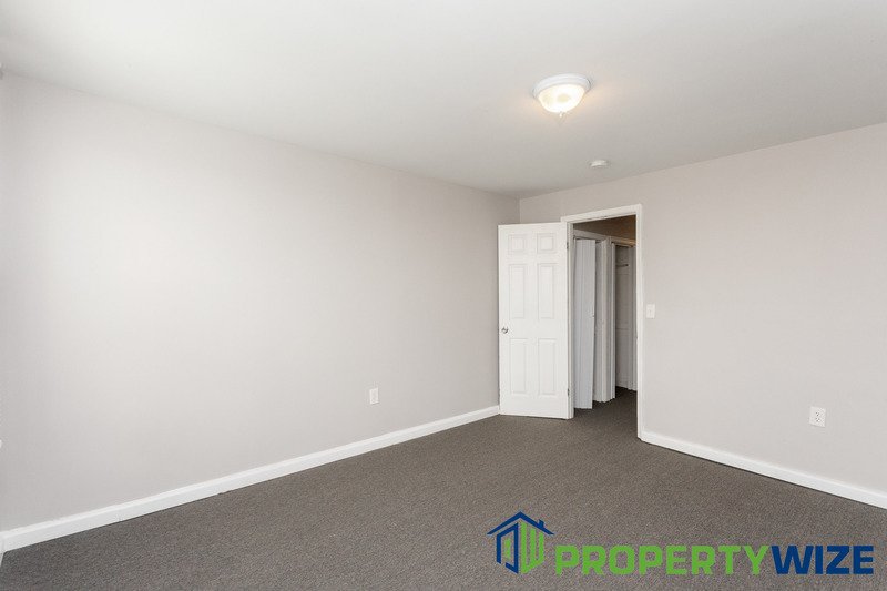 Beautiful 3 Bedroom and 1 Bathroom home with new carpet, new kitchen, updated HVAC and improved basement. property image