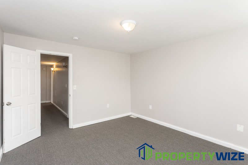 Beautiful 3 Bedroom and 1 Bathroom home with new carpet, new kitchen, updated HVAC and improved basement. property image