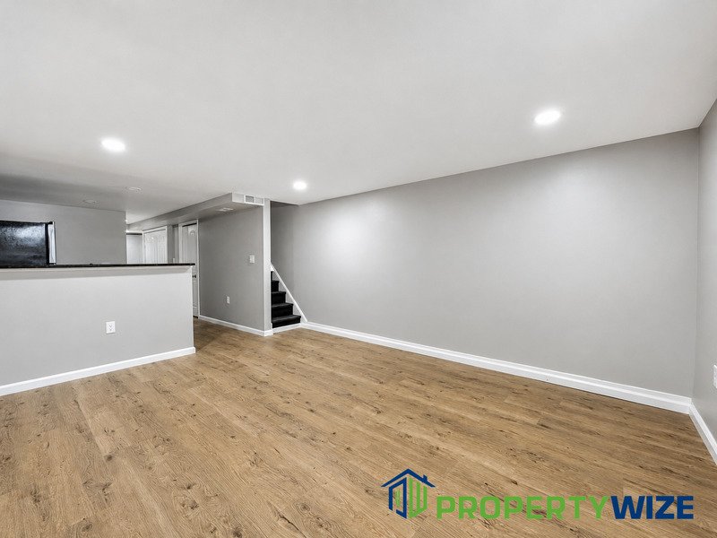 Charming 3BR Row Home in Great Neighbourhood! property image