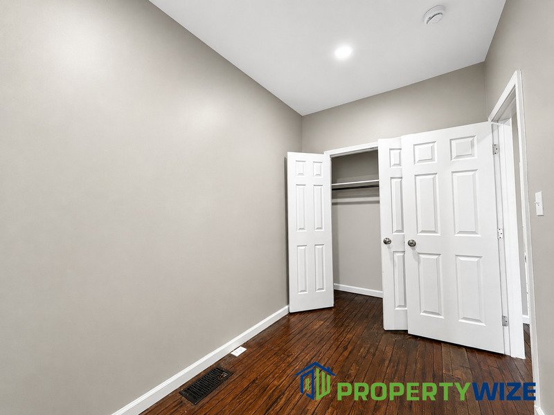 Charming 3BR Row Home in Great Neighbourhood! property image