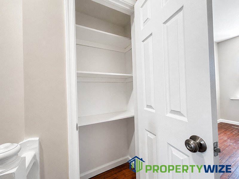 Charming 3BR Row Home in Great Neighbourhood! property image