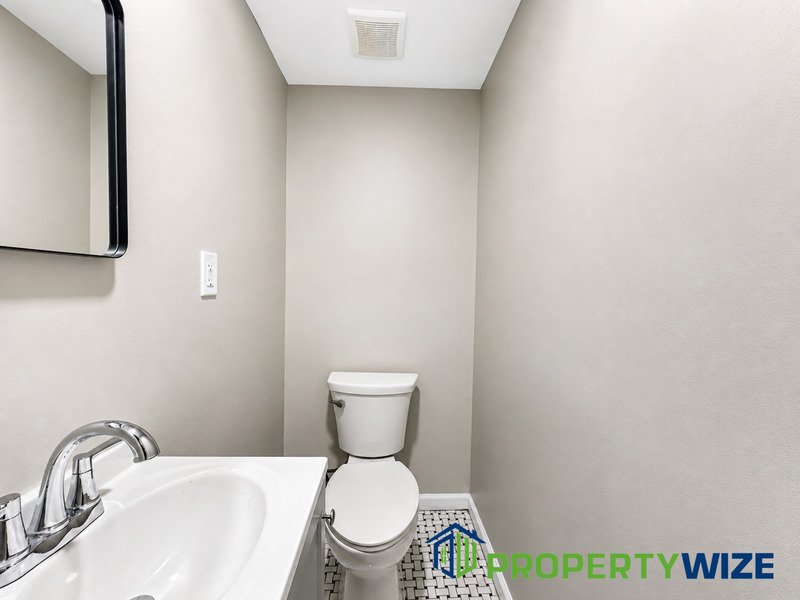 Charming 3BR Row Home in Great Neighbourhood! property image
