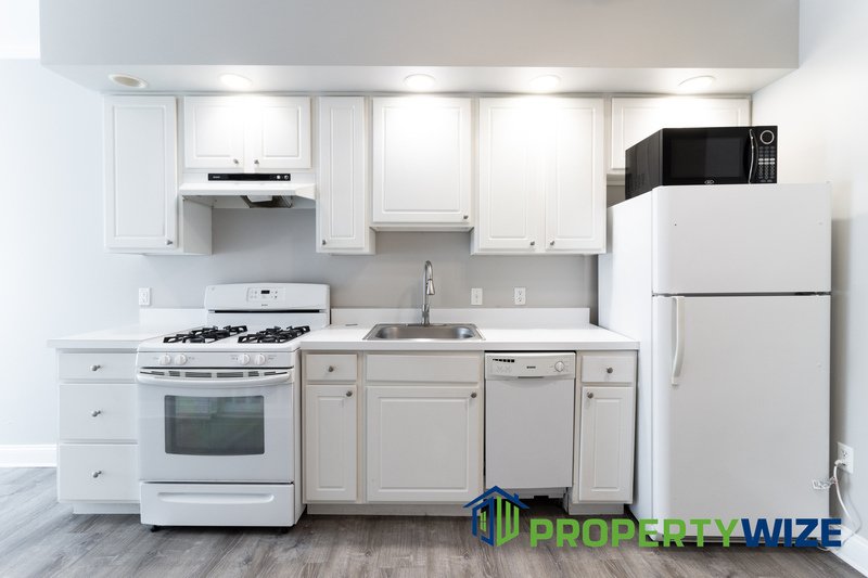 Cozy 1BR Apartment in Great Neighborhood! property image