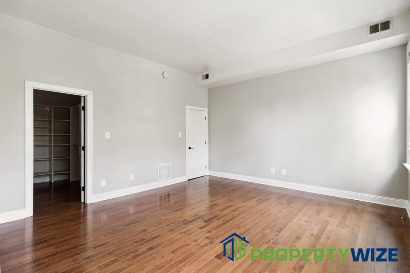 Beautiful 2BR Apartment in Great Location! property image