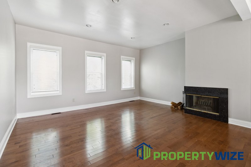 Beautiful 2BR Apartment in Great Location! property image